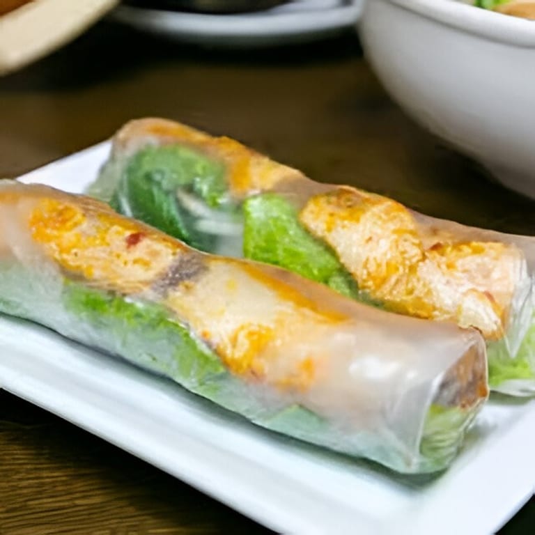Delicious Spring Rolls: A Fresh Asian Appetizer