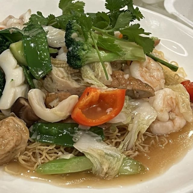 Shrimp Stir-Fried Egg Noodles.